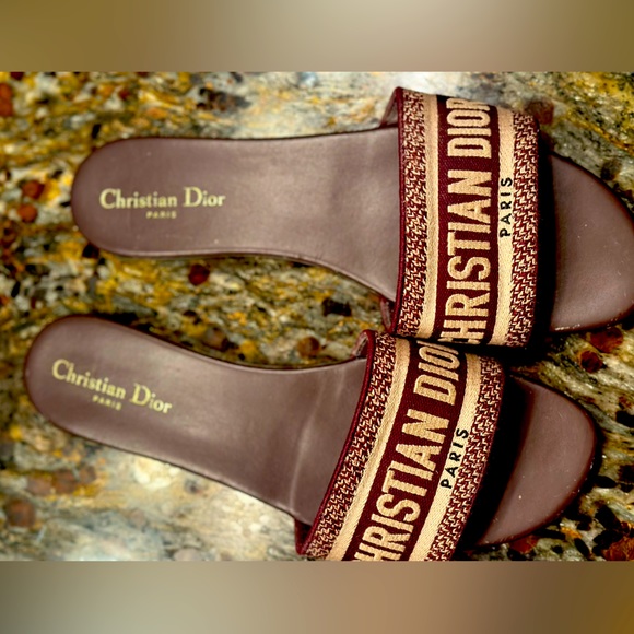 DIOR DWAY Slide Sandals in Burgundy - Picture 3 of 6